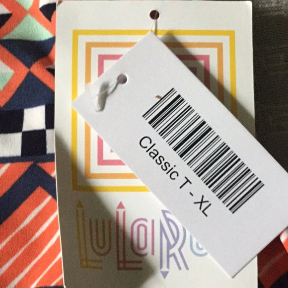 Lularoe - Picture 3 of 3